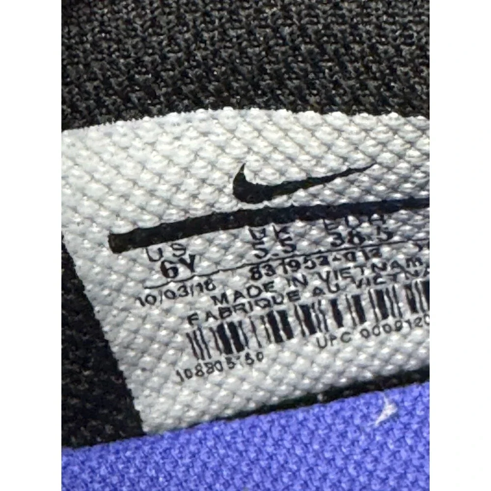 Nike Jr Mercurial Vortex (831953-013) indoor soccer 6 youth Kids 6Y